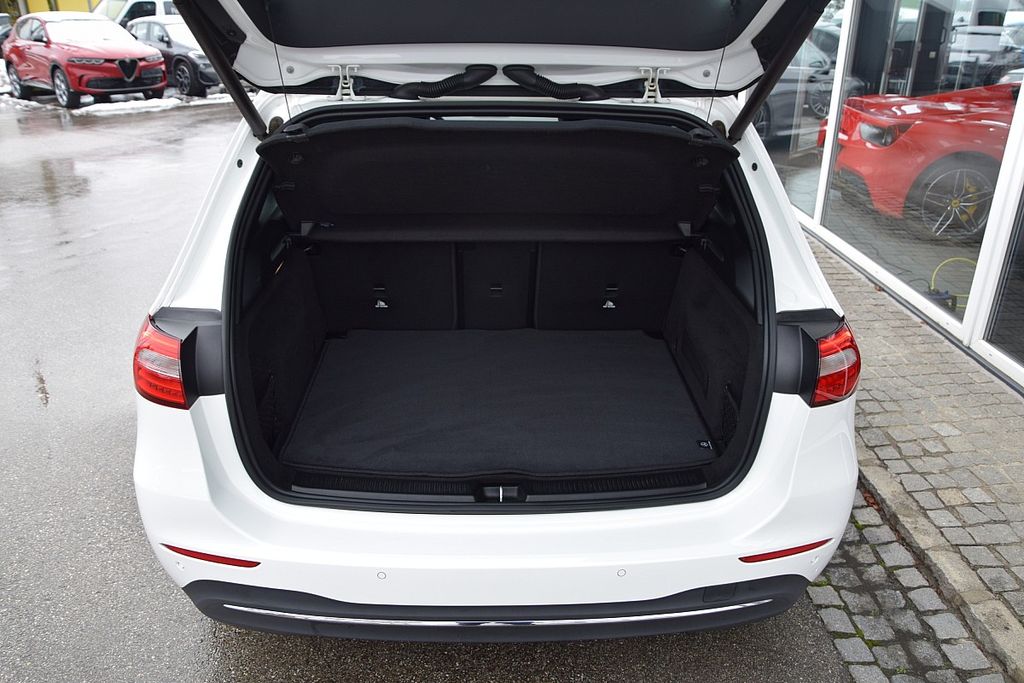 Mercedes-Benz B 180 2019