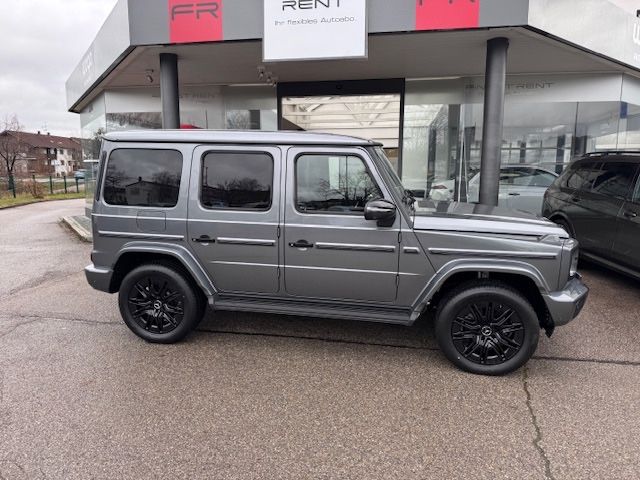 Mercedes-Benz G 500