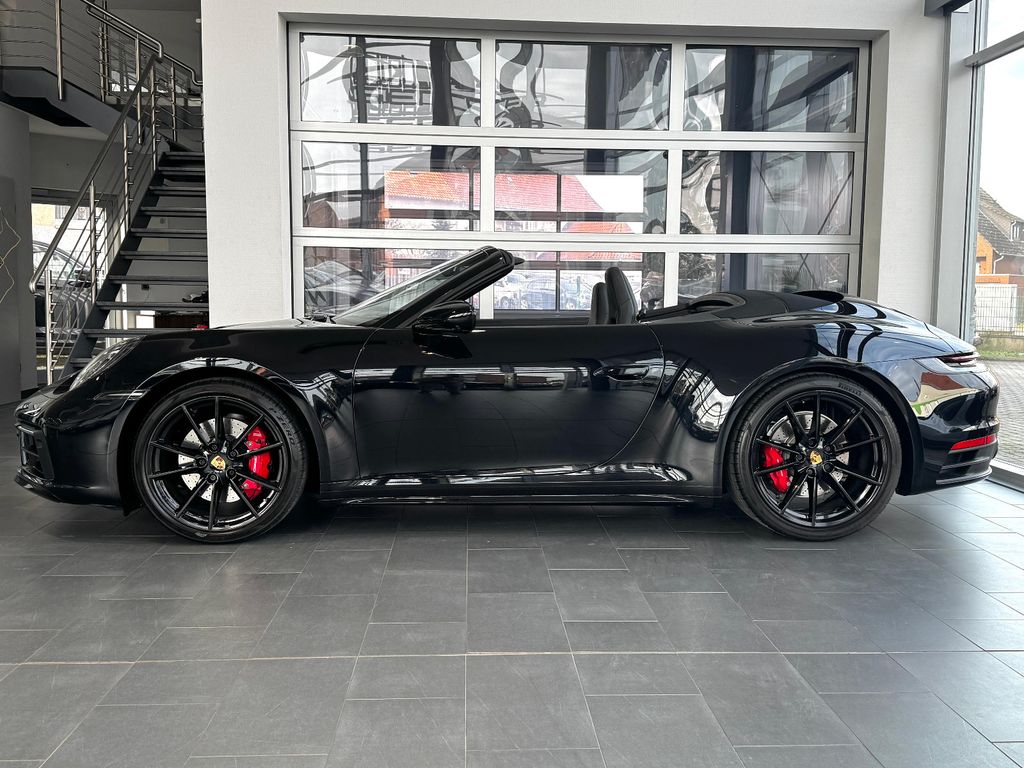 Porsche 992 2022
