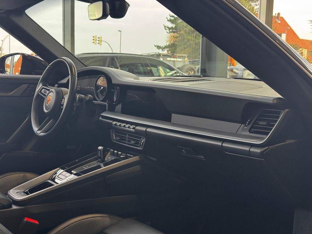Porsche 992 2022