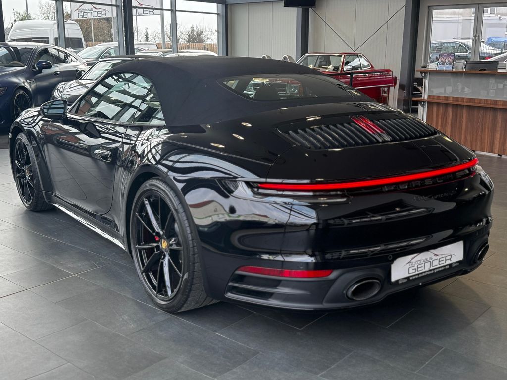 Porsche 992 2022