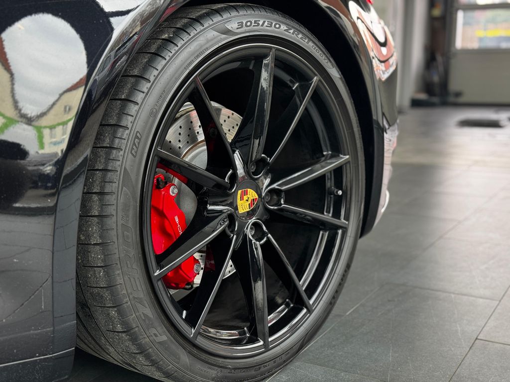 Porsche 992 2022