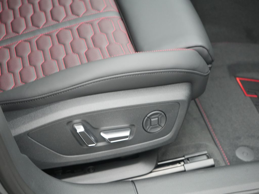 Audi RS6 2025