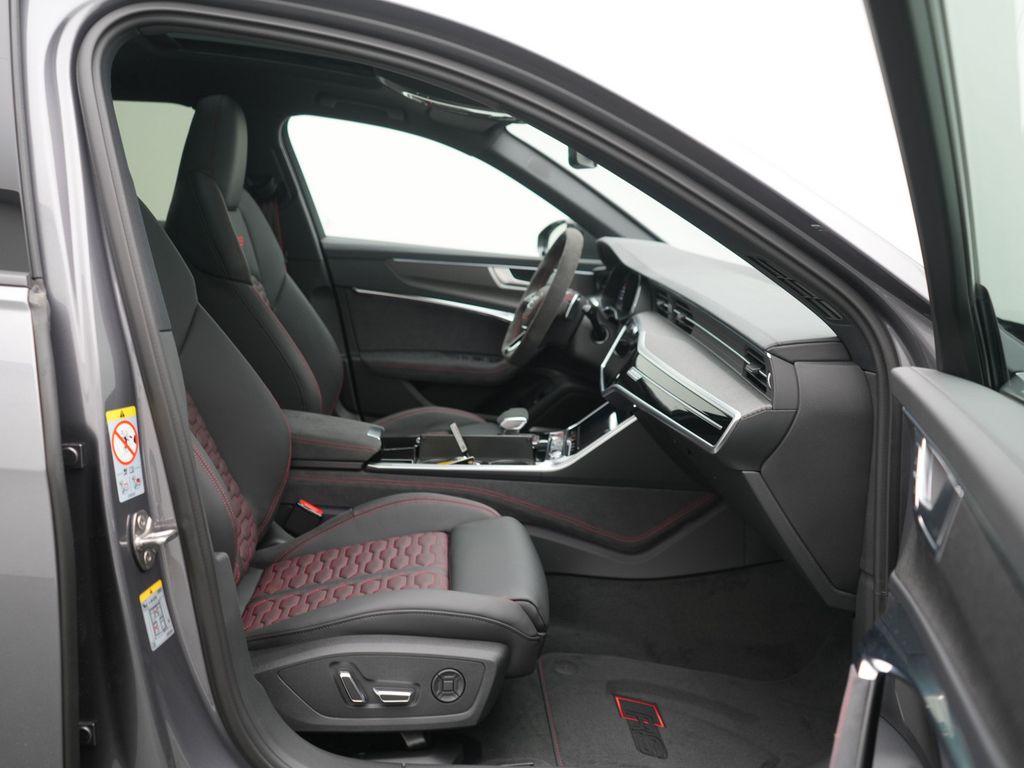 Audi RS6 2025