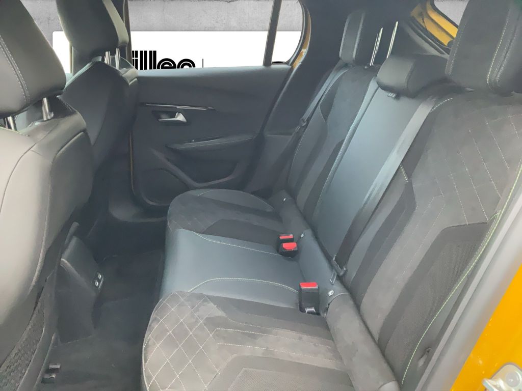Peugeot 208 2022