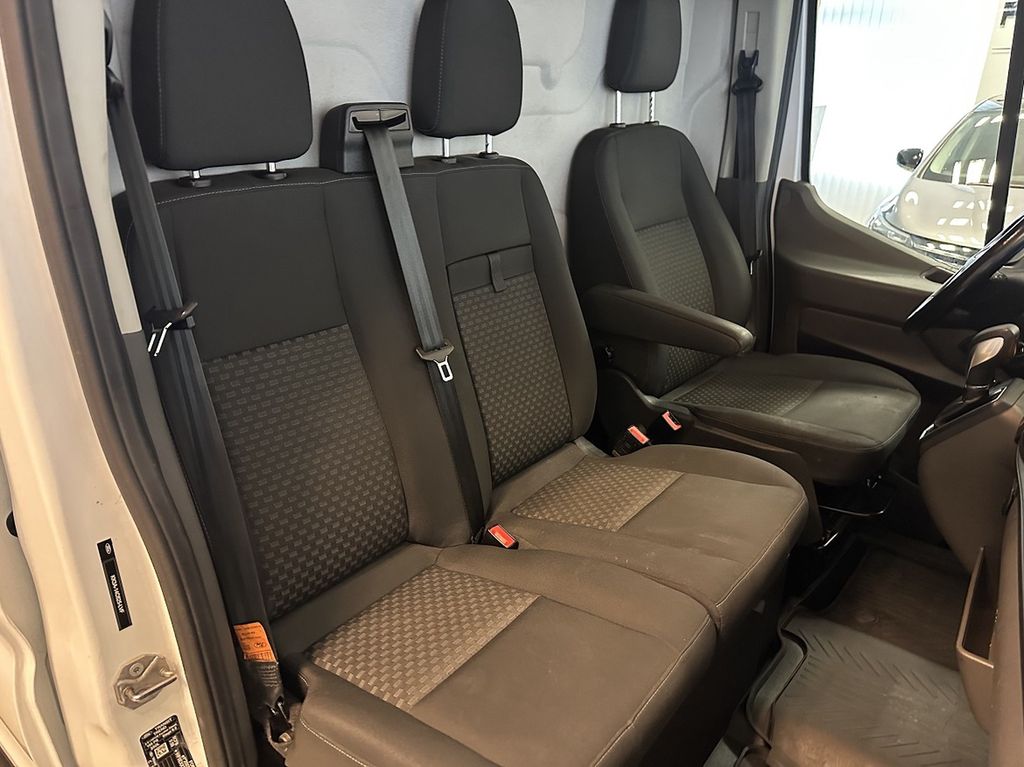 Ford Transit 2021