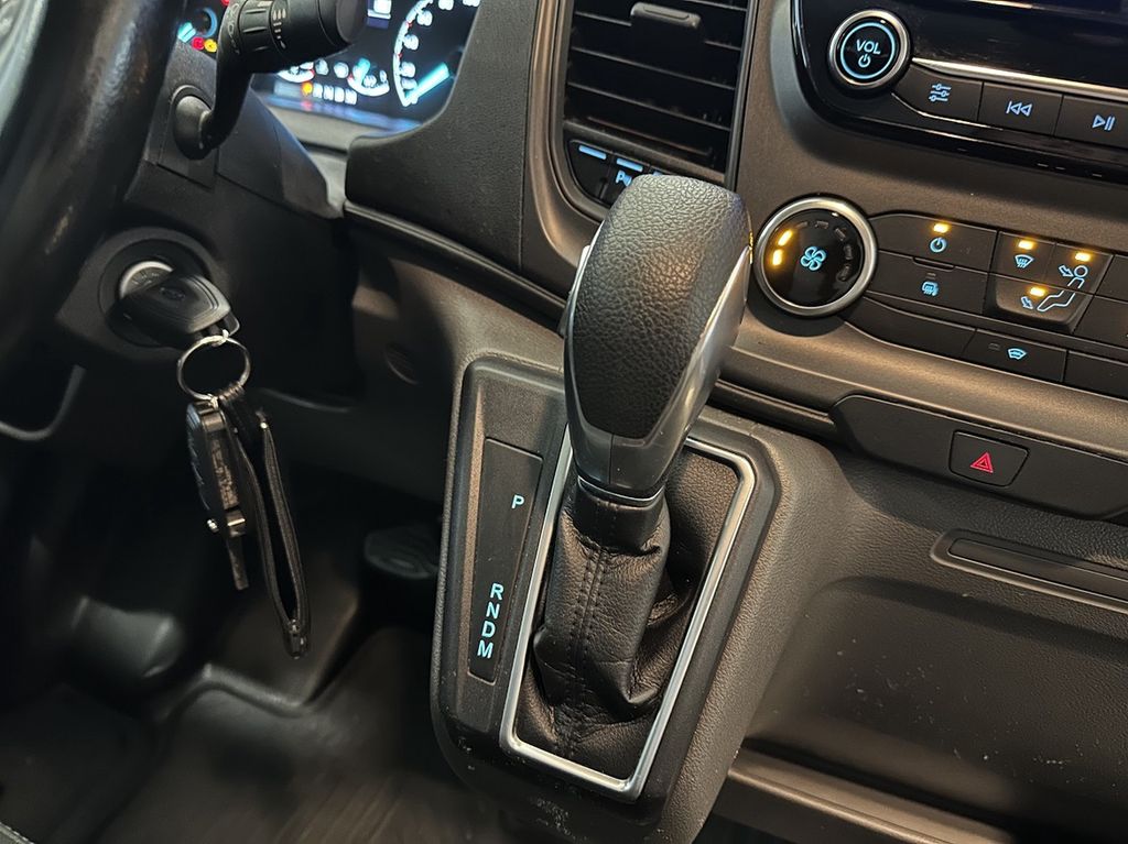 Ford Transit 2021