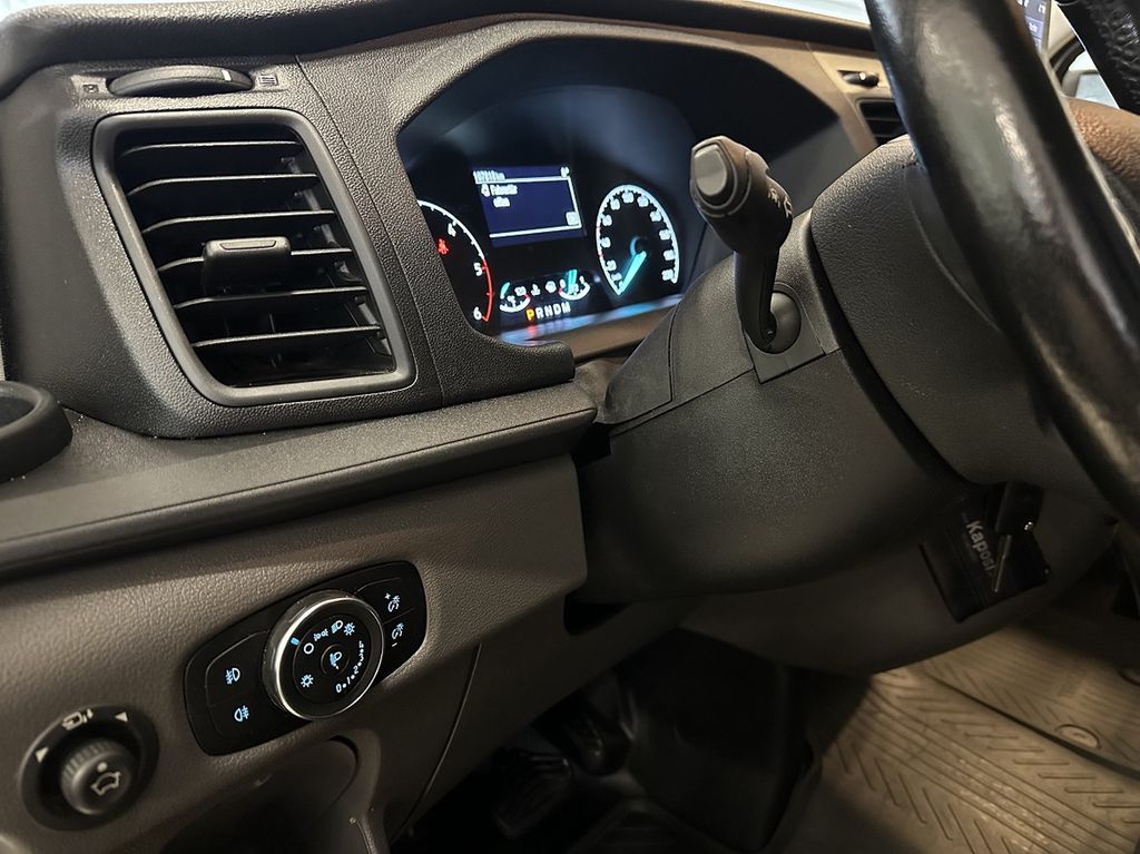 Ford Transit 2021