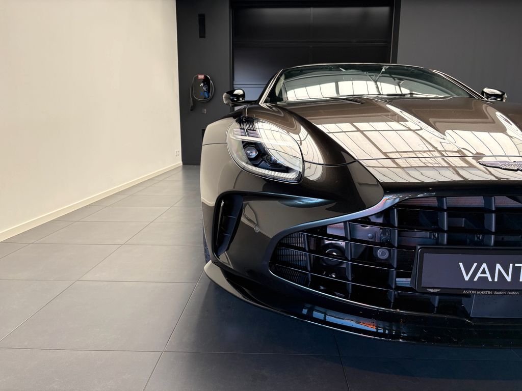 Aston Martin V8 Vantage