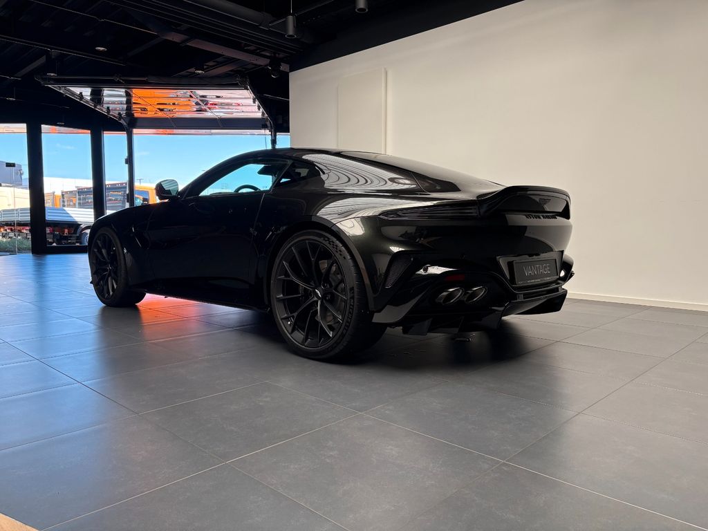 Aston Martin V8 Vantage