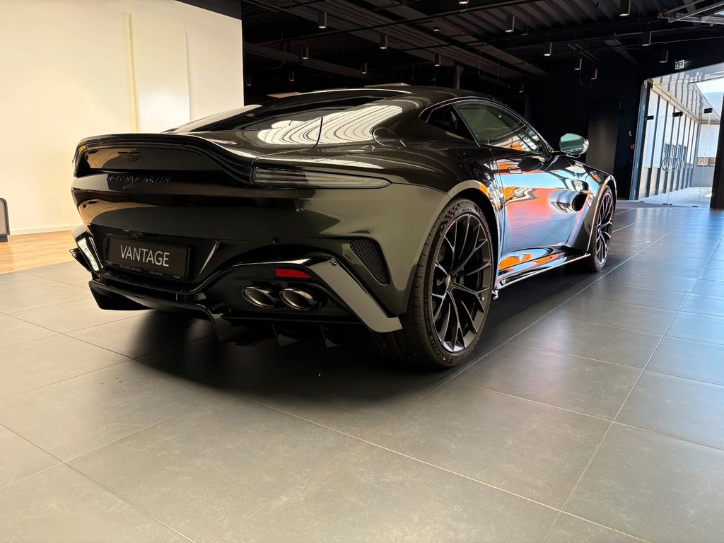 Aston Martin V8 Vantage