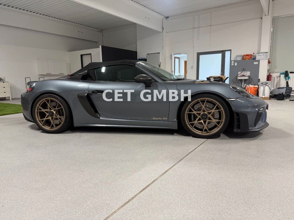 Porsche Other 2024
