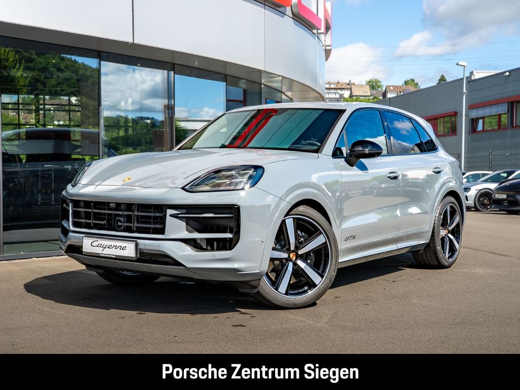 Porsche Cayenne 2025
