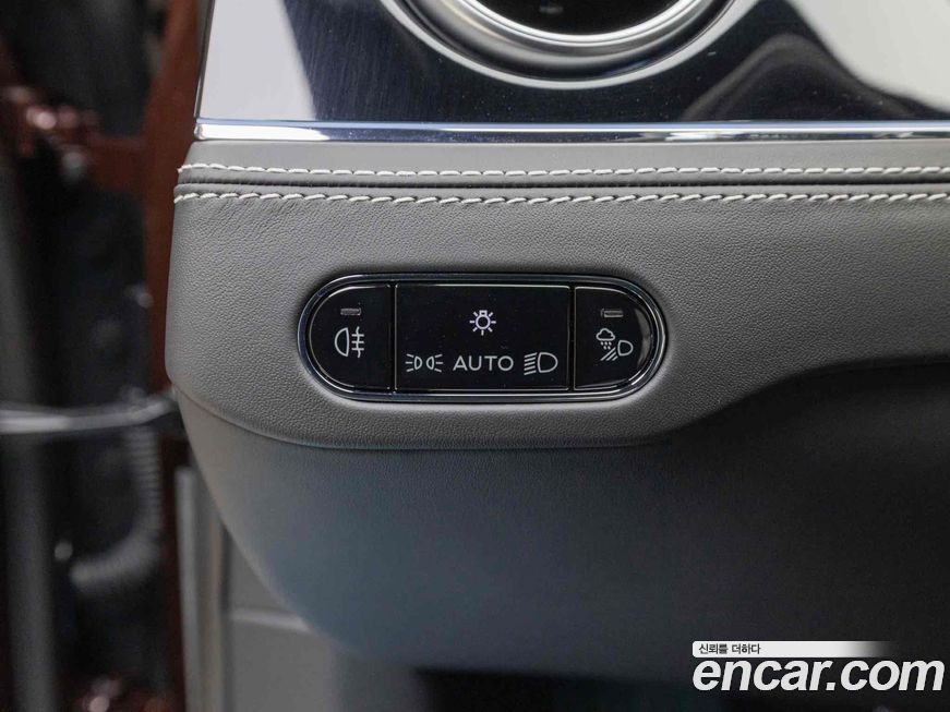 Bentley Flying Spur 2024