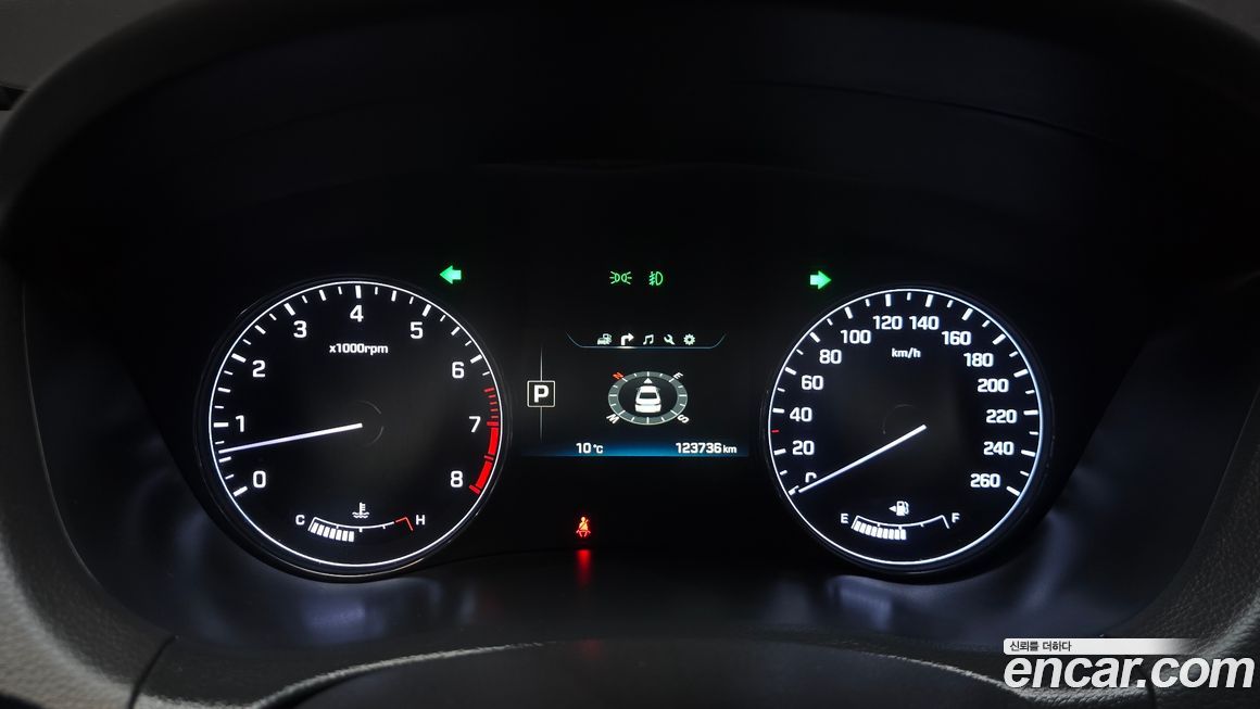 Hyundai Genesis 2016