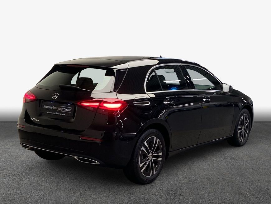 Mercedes-Benz A 250 2025