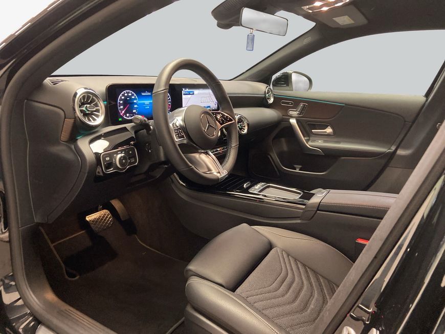 Mercedes-Benz A 250 2025