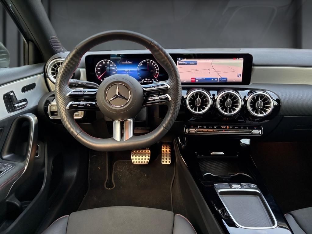 Mercedes-Benz A 250 2024