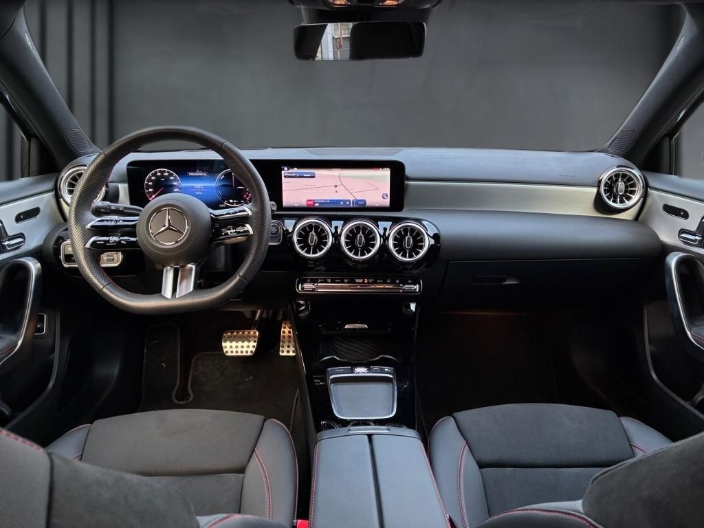 Mercedes-Benz A 250 2024