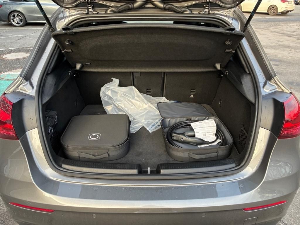 Mercedes-Benz A 250 2024