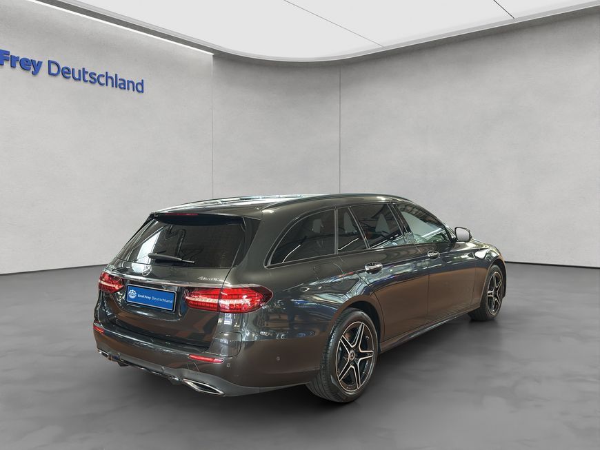 Mercedes-Benz E 300 2021