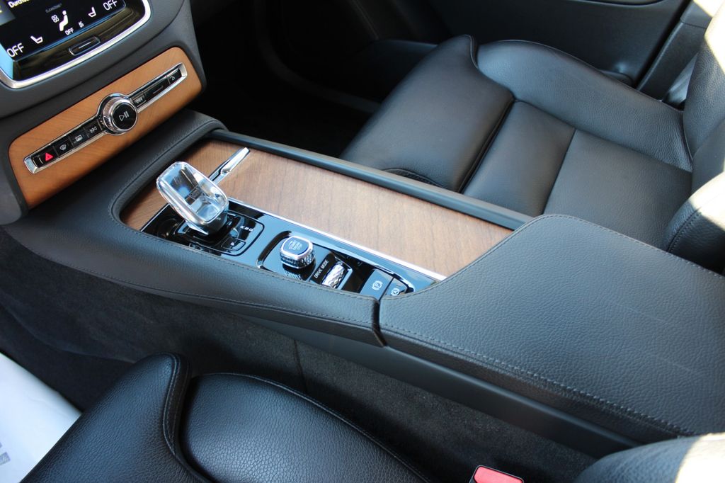 Volvo XC90 2021
