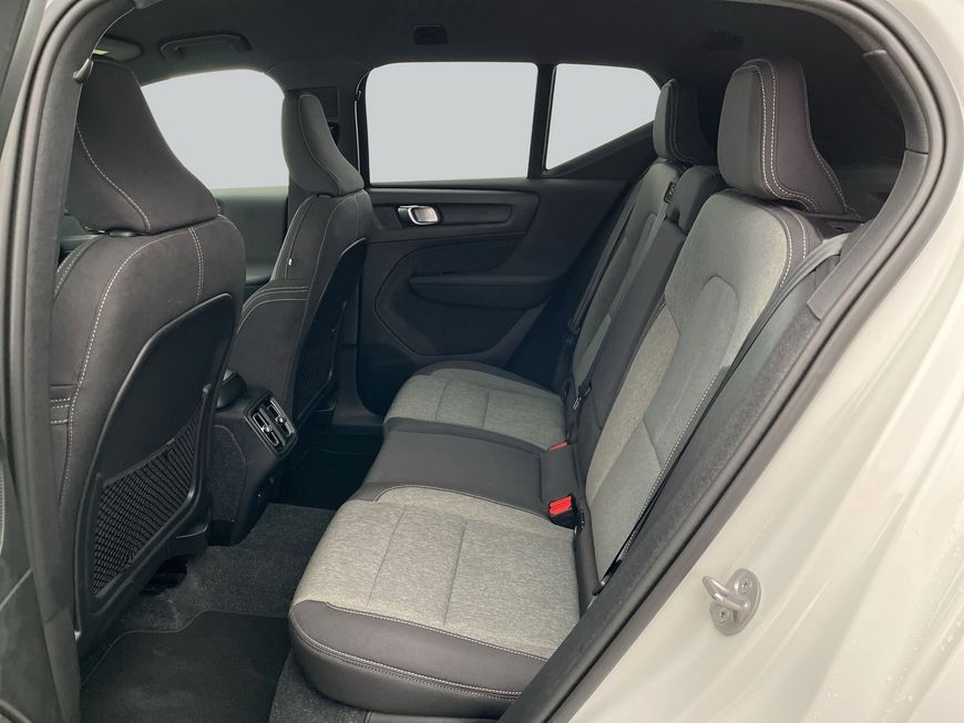 Volvo XC40 2024