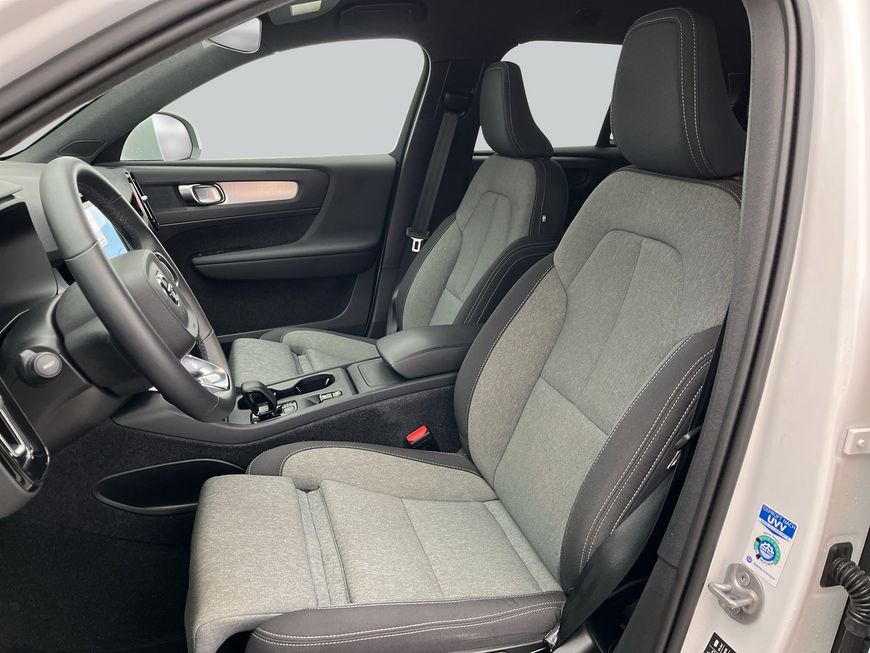 Volvo XC40 2024