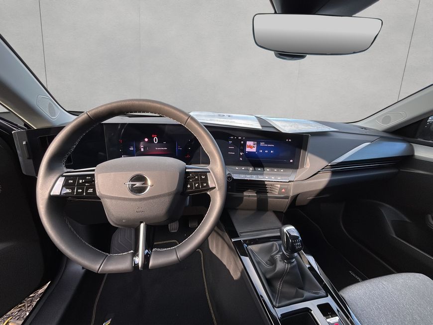 Opel Astra 2023