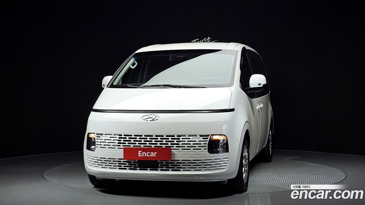 Hyundai Staria 2024