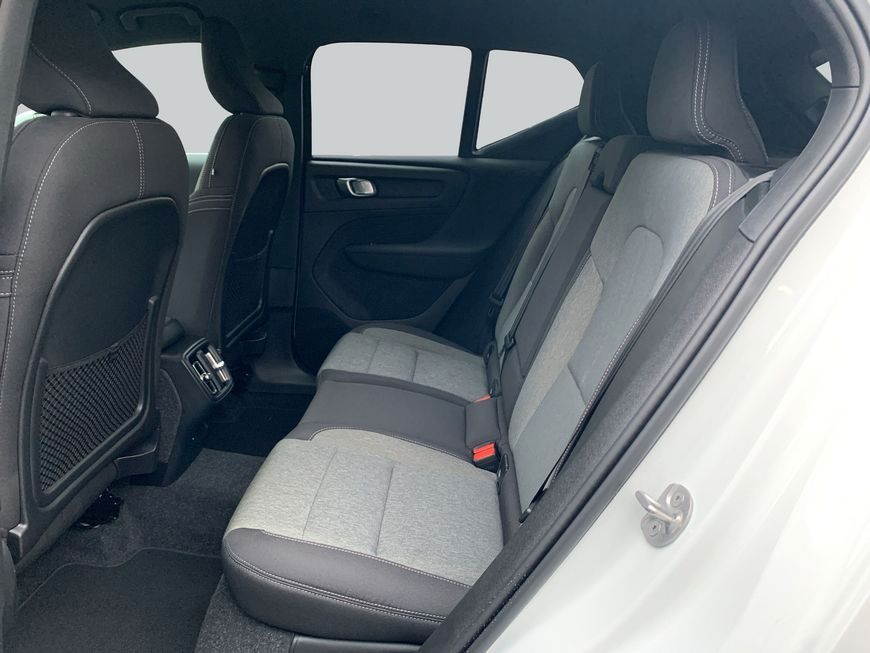 Volvo XC40 2024