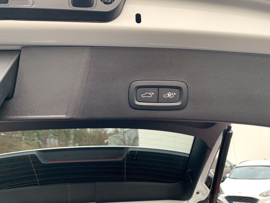 Volvo XC40 2024