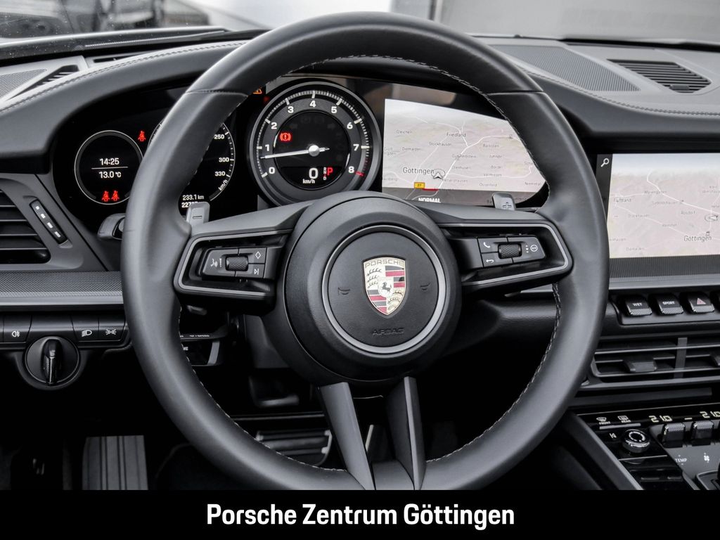 Porsche 992 2023