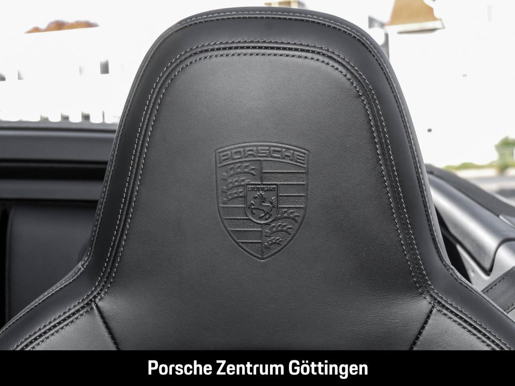 Porsche 992 2023