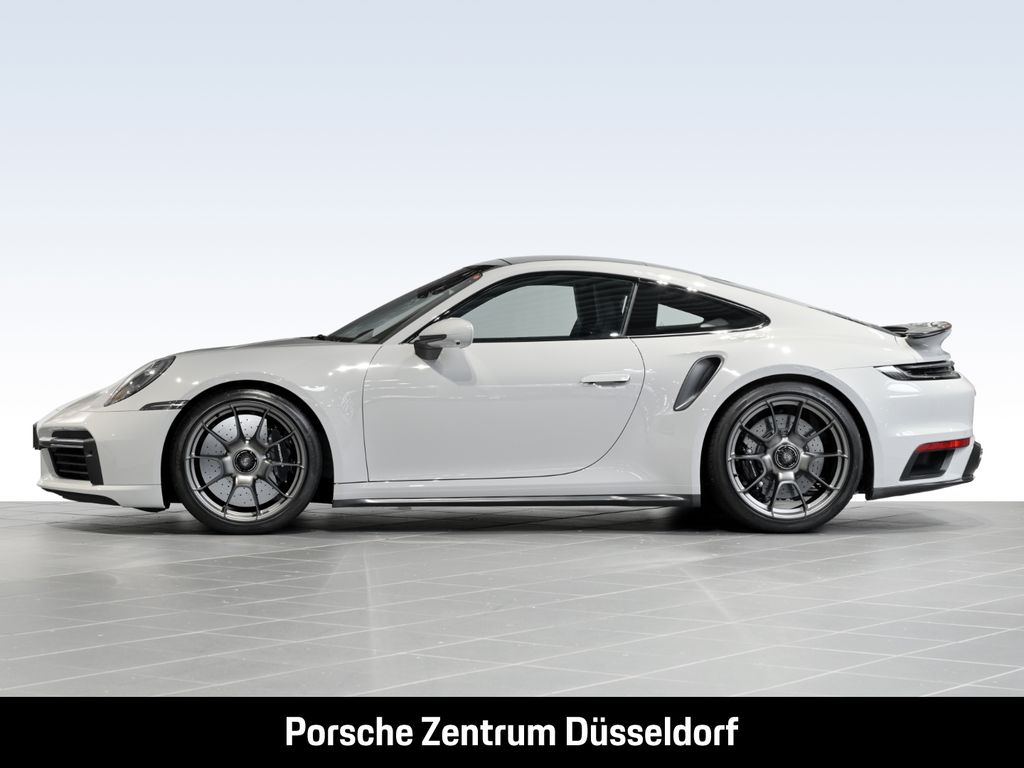Porsche 992 2025