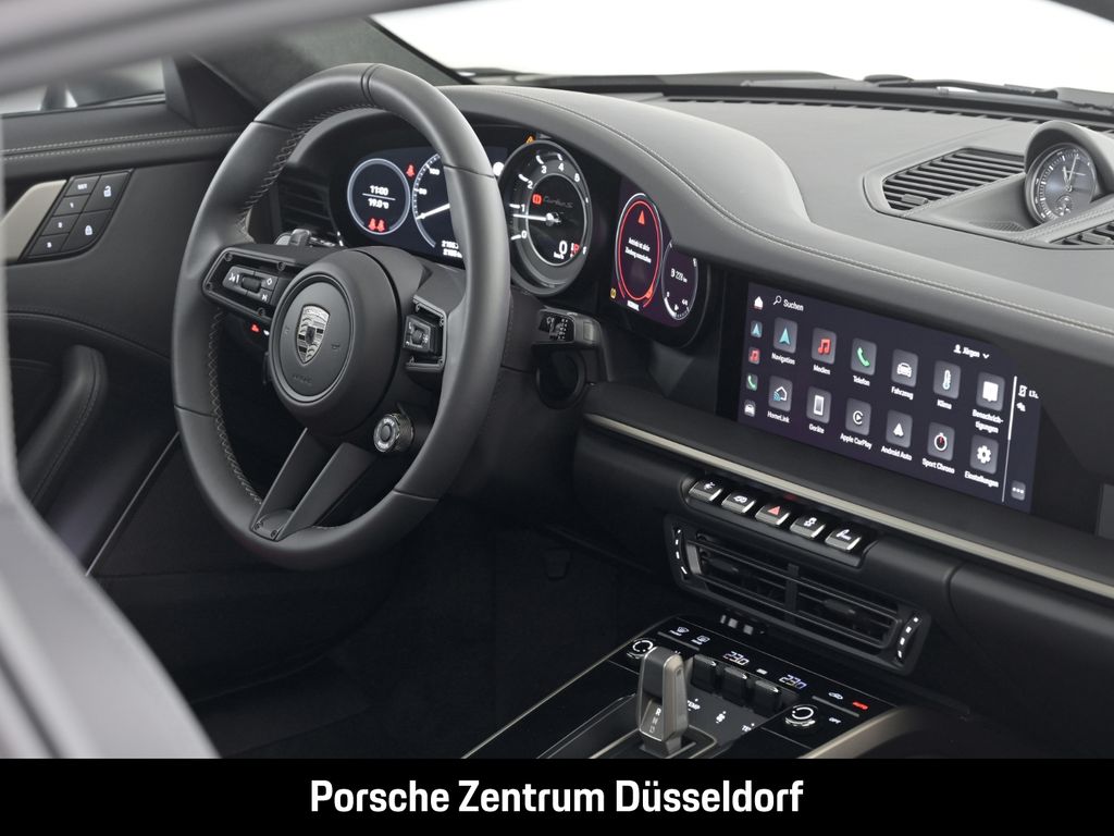 Porsche 992 2025