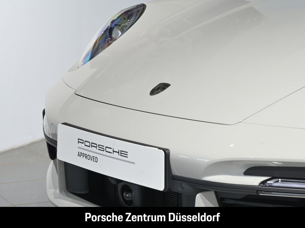 Porsche 992 2025
