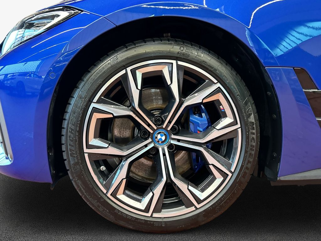 BMW i4 2022