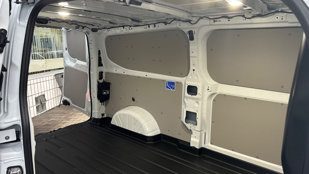 Ford Transit Custom 2025