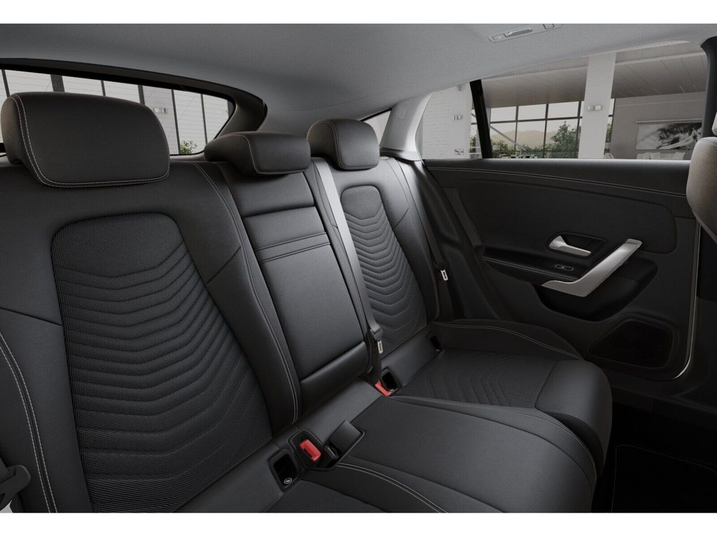 Mercedes-Benz CLA 180 Shooting Brake 2024