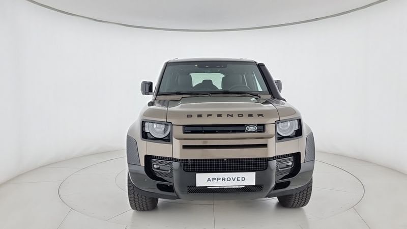 Land Rover Defender 2023