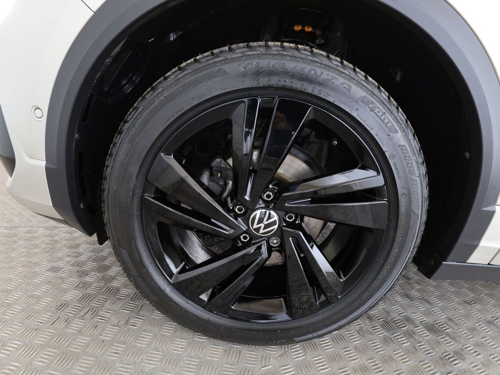 Volkswagen T-Roc 2024