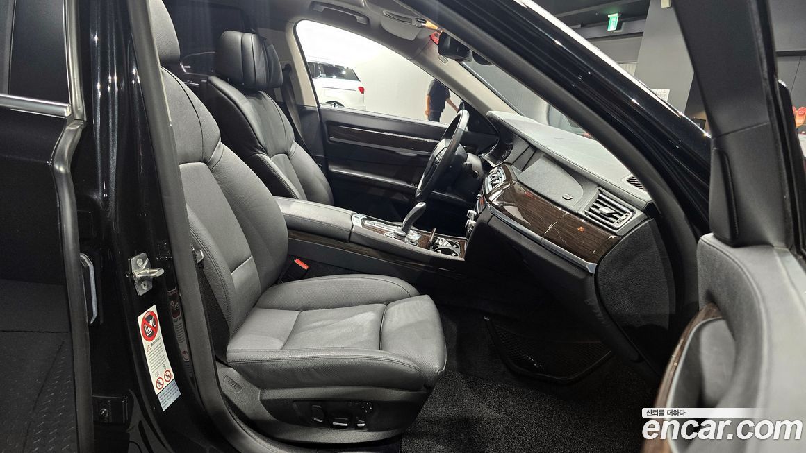BMW 7-Series 2009