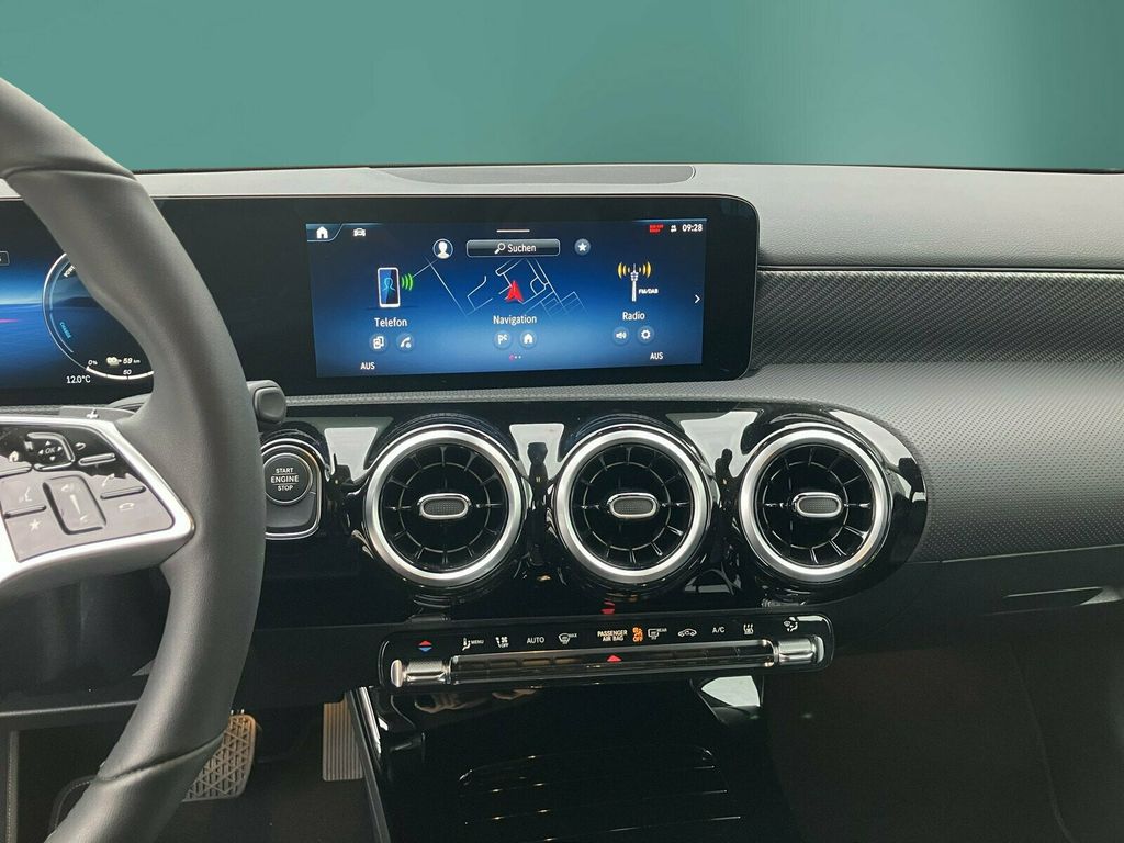 Mercedes-Benz A 250 2025