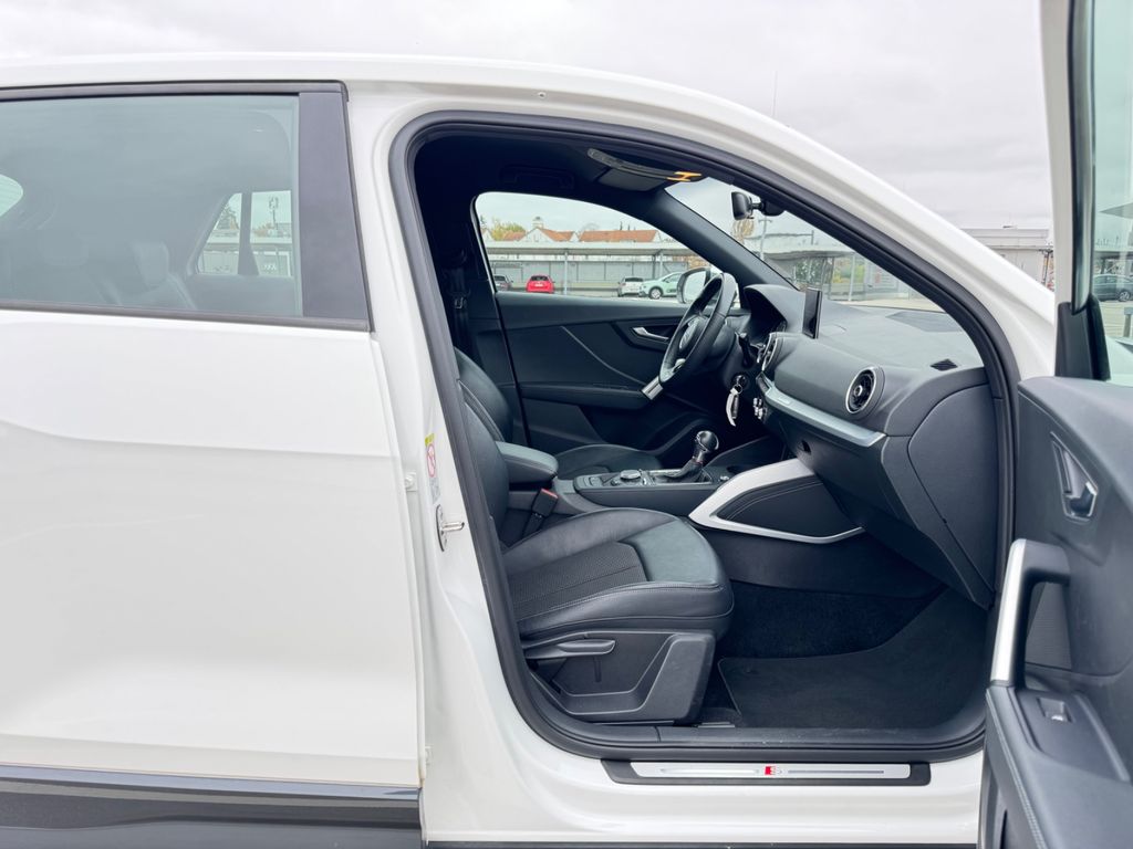Audi SQ2 2019