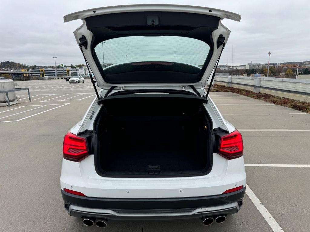 Audi SQ2 2019