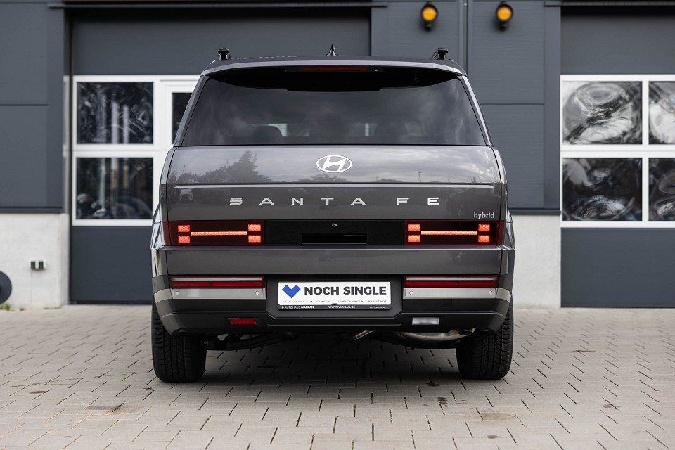 Hyundai SANTA FE 2025
