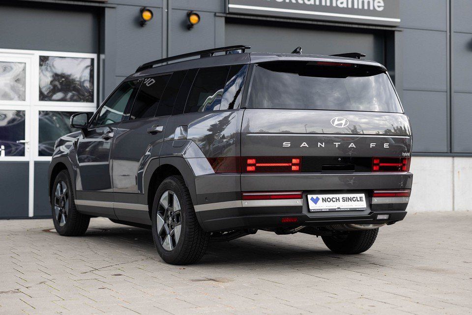 Hyundai SANTA FE 2025