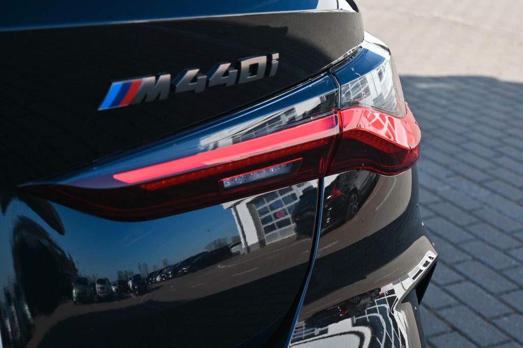 BMW M440 2022