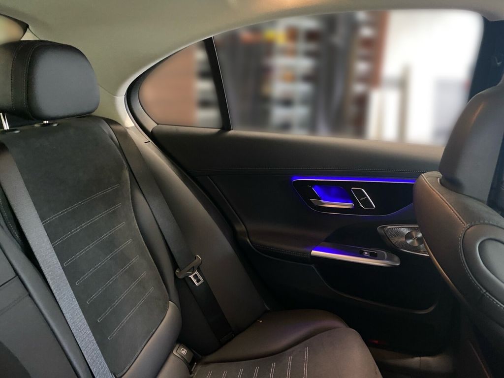 Mercedes-Benz C 300 2024